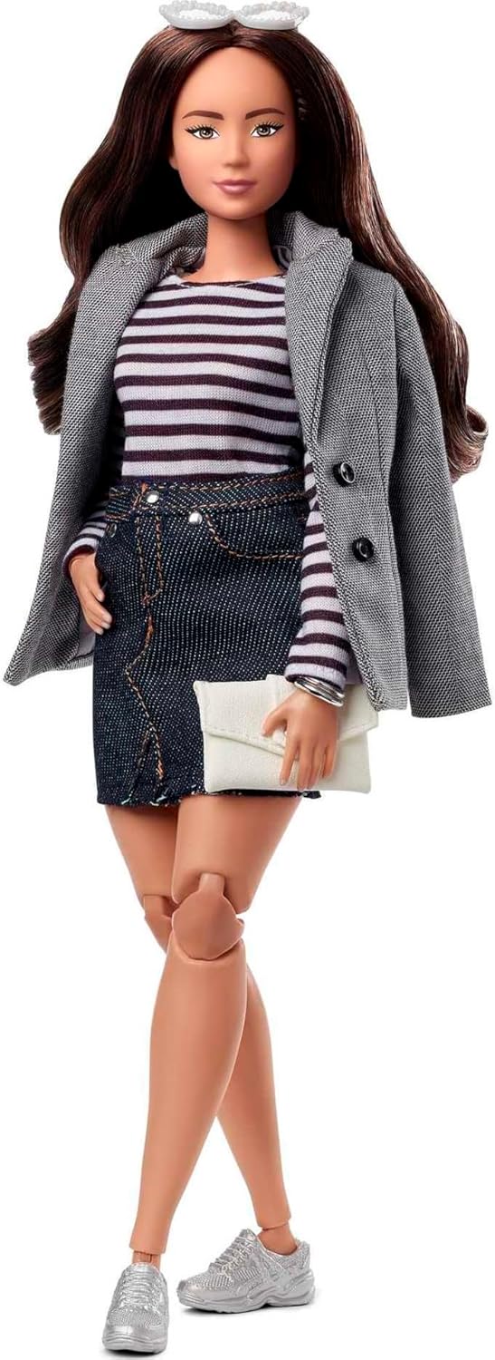 Barbie Signature @BarbieStyle Fashion Doll & Clothing Set, Curvy Brunette with 2 Tops, Skirt, Pants, Coat, Jacket, 2 Pairs of Shoes & Accessories