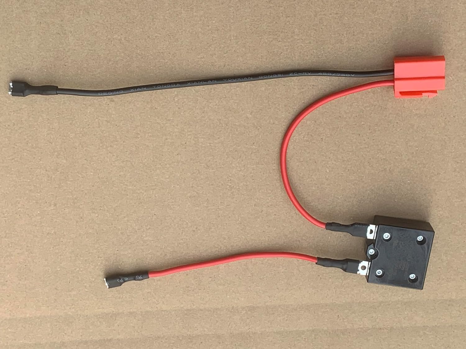 2-Pin Wire Harness 6v Battery forPowered Electric Vehicle Replacement Parts 6v Battery Harness for Ride on Toys Red Square Socket 6 Volt Battery Wire Harness with Fuse for Ride on car